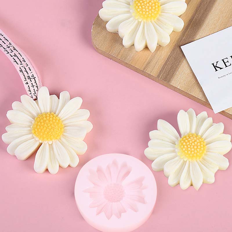 DIY Candle Silicone Mold Daisy - đánh giá và giá Candle Making Reno